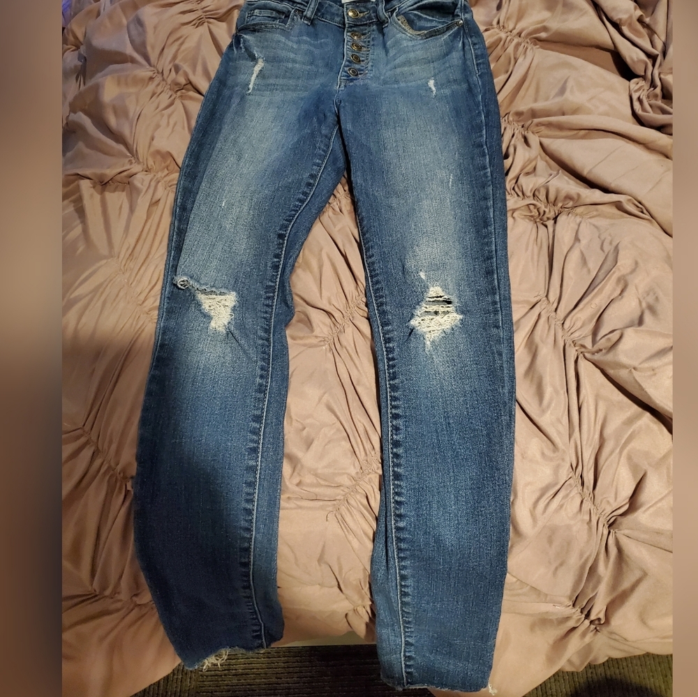 High waisted jeans